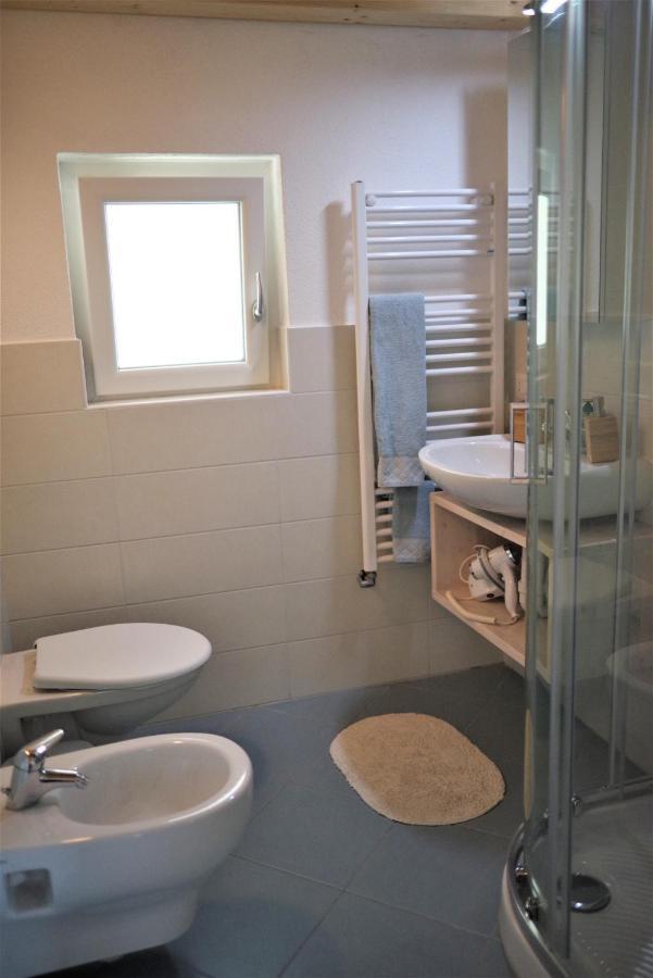 Casa Alice Apartment Канобио Екстериор снимка