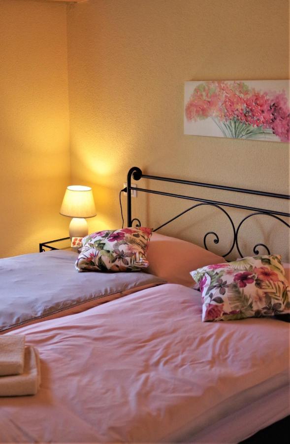 Casa Alice Apartment Канобио Екстериор снимка